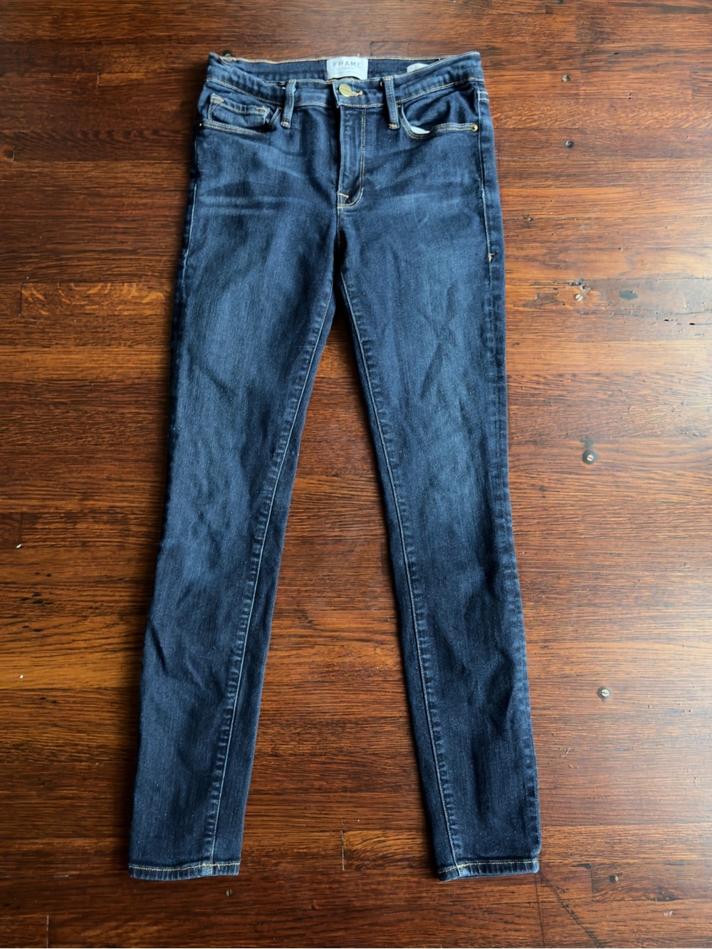 Frame Denim Le High Skinny Jeans in Dark Indigo